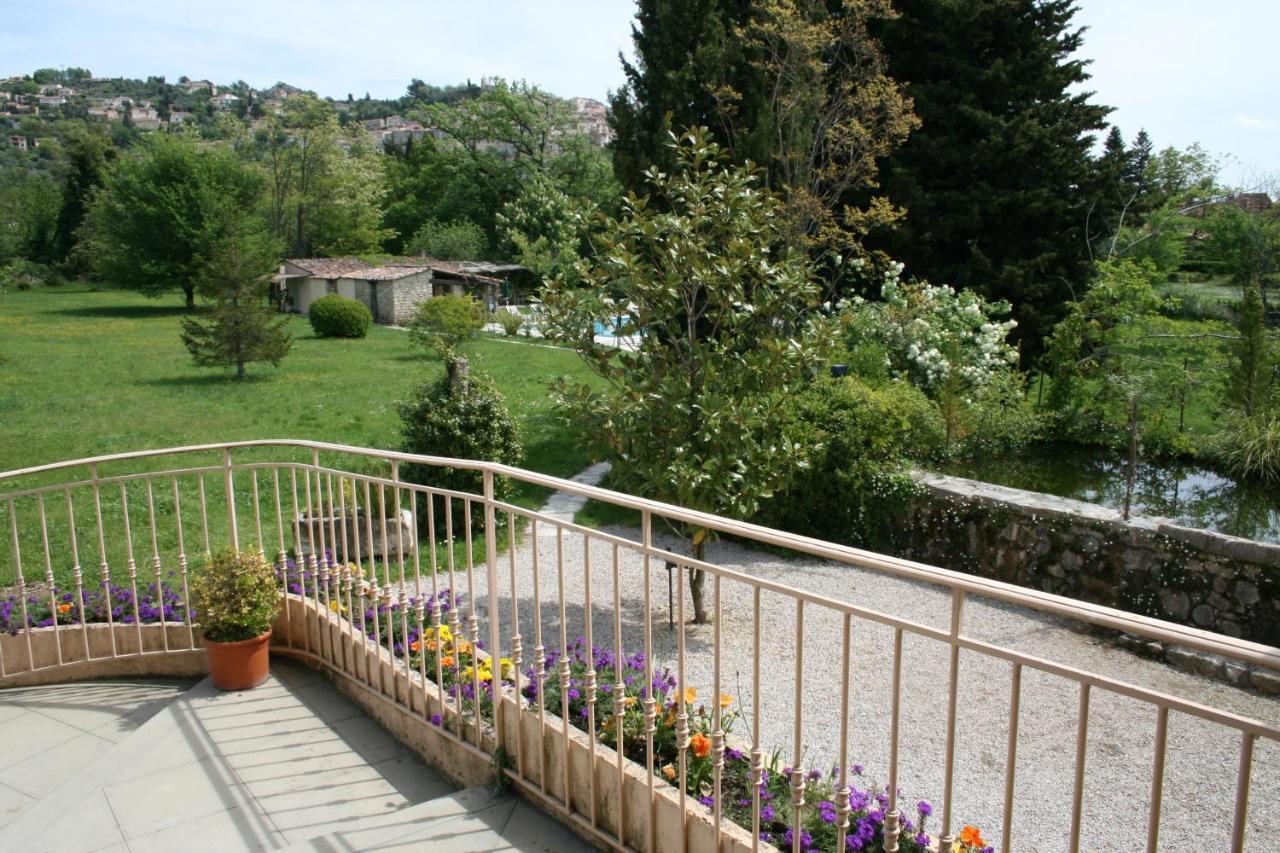 Hotel-Restaurant Le Moulin De La Camandoule Fayence Exteriér fotografie